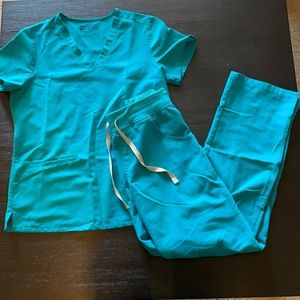 FIGS teal scrub set, size small